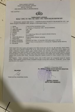 Sebuah sepeda motor Honda Vario 125 milik Tondi Satria Muhammad Nurul, seorang pelajar, dilaporkan hilang dari area parkir Kolam Renang Universitas Lampung